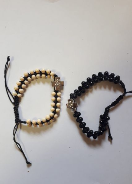 Bratara bile cu cruce, pentru copii, disponibila pe negru sau alb