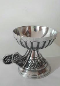 Catuie mare argintie